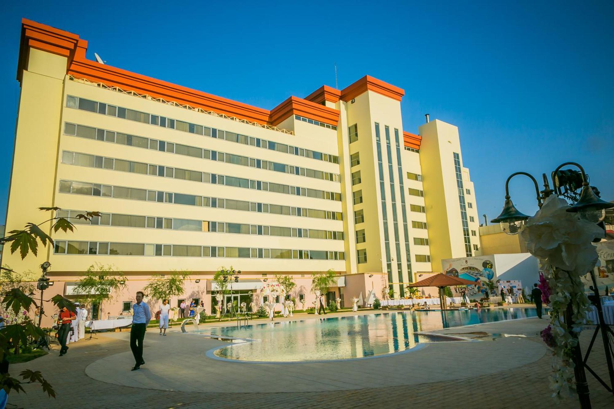 Grand Mir Hotel Tashkent Bagian luar foto